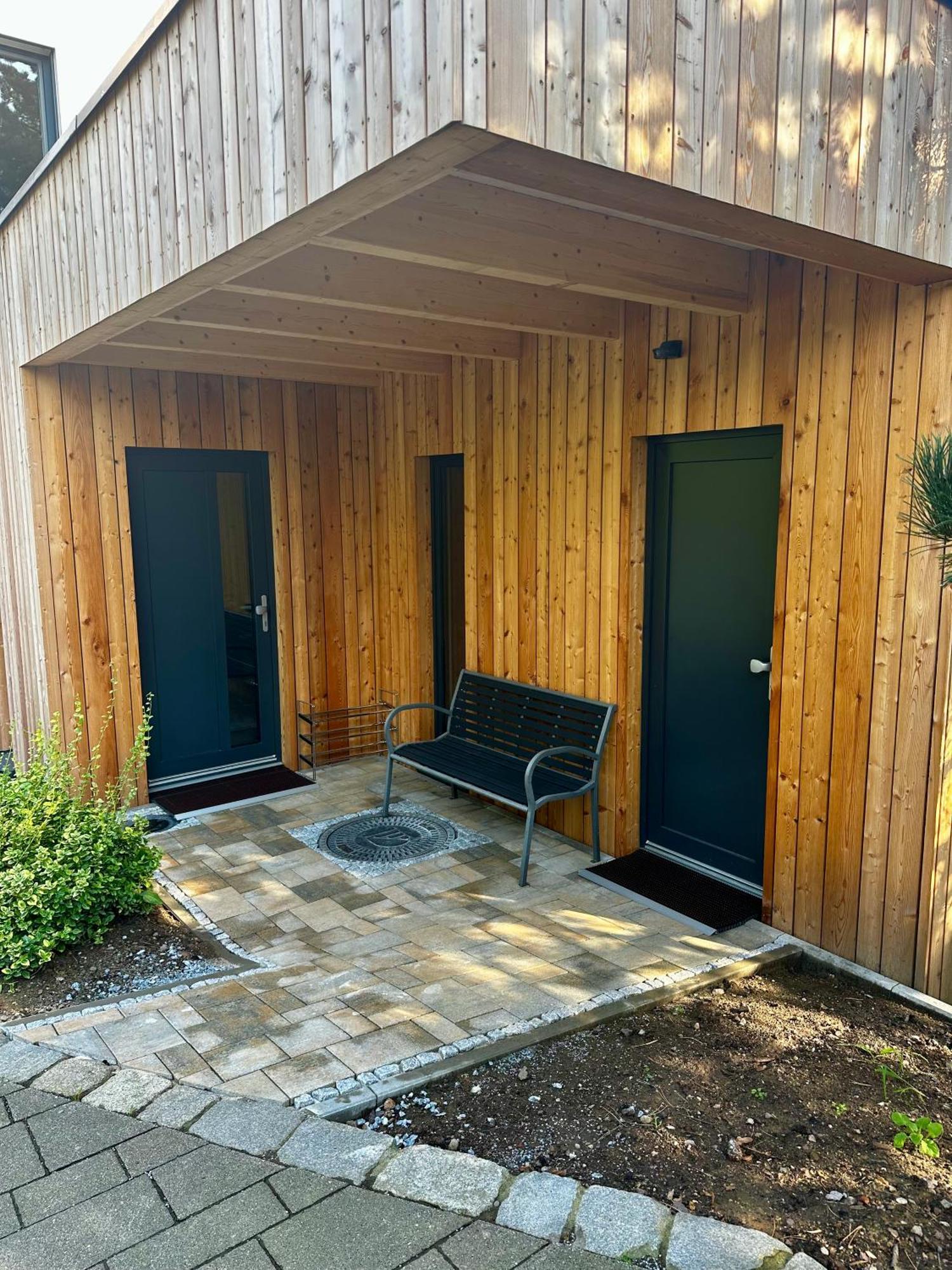 Ferienwohnung Stenja - Made Of Wood Dresden Exteriör bild