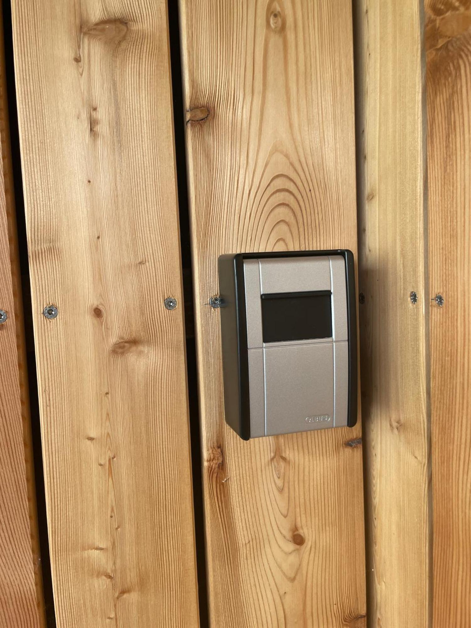 Ferienwohnung Stenja - Made Of Wood Dresden Exteriör bild